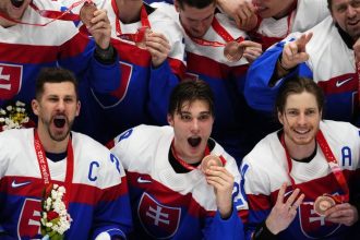 V Milane budeme nahanat puk Cechom mozeme iba zavidiet Vicemajster sveta radi Satanovi a Orszaghovi zobrat na olympiadu aj hracov z KHL