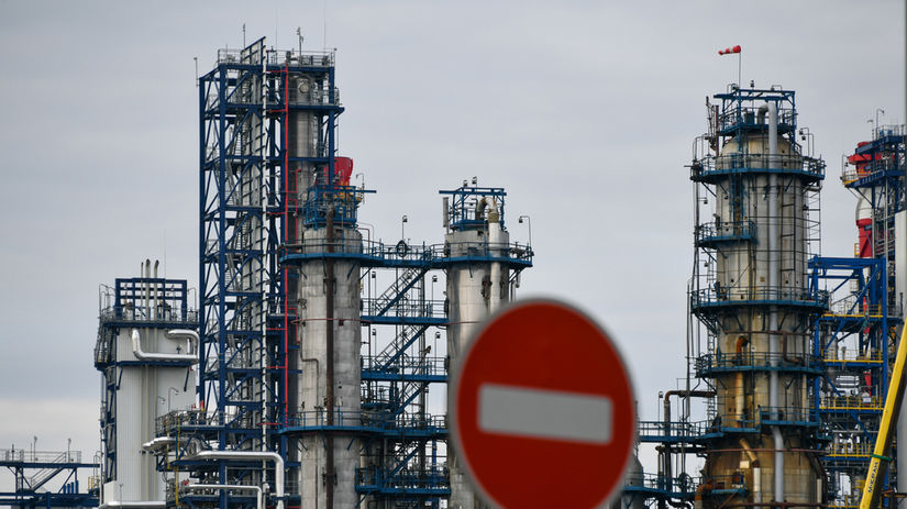 Zostava nam uz iba rok do konca dodavok ruskej ropy