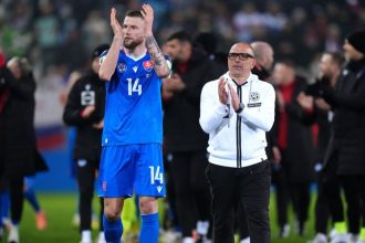 Greif Absolutne zbytocna kauza