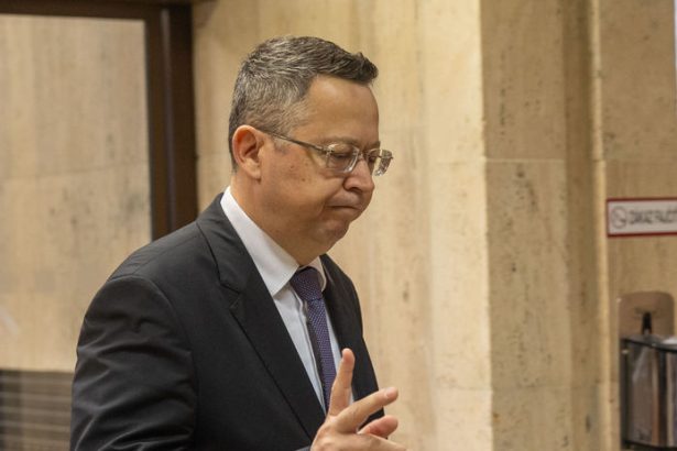 Kamenicky sa preratal Z dane nevyberie ani dve tretiny
