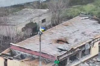 Odkaz priamo Putinovi Ukrajinci vztycili vlajku v Pokrovska