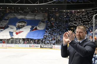 Po boku legiend so zaslzenymi ocami a choreom