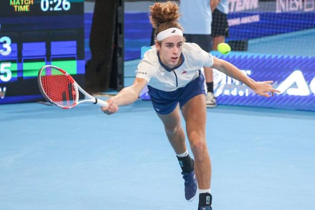 Podporili ho Wawrinka a Clijstersova tenisovy talent oznamil ze je gay