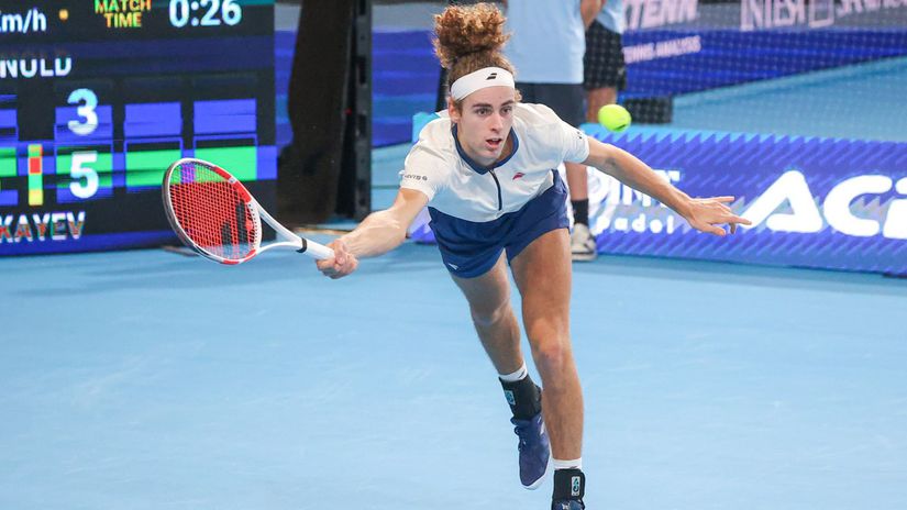 Podporili ho Wawrinka a Clijstersova tenisovy talent oznamil ze je gay