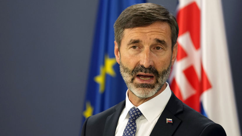 Poskodenie lode pod slovenskou vlajkou Blanarov rezort reaguje Remisova ziada raznu reakciu voci Rusku