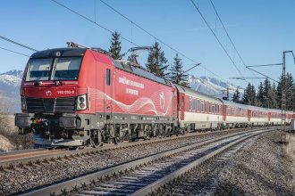 Pred Vianocami cestujte bez stresu nove zastavky vecerne vlaky a rychlejsie spojenia