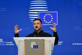 Putin je pripraveny rokovat s Macronom Zelenskyj by privital Europanov