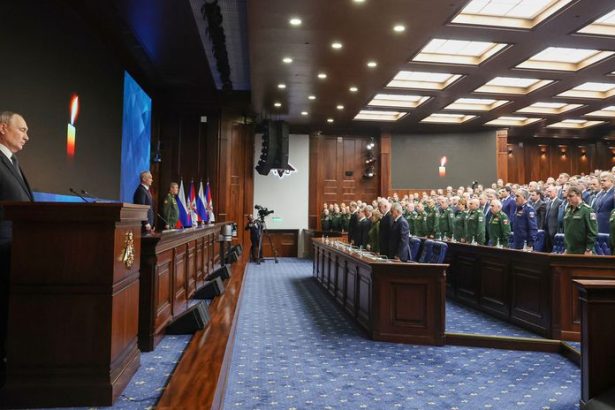 Putin nazval europskych lidrov malymi prasiatkami