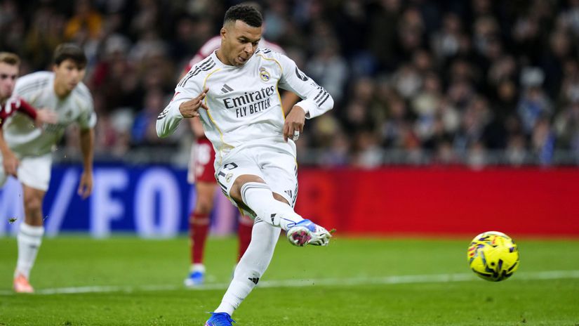 Real znizil stratu na Barcelona Mbappe vyrovnal rekord Ronalda