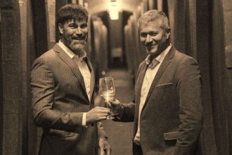 Retro s pribehom Chateau Topolcianky a Dunaj