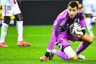 Rezolutna reakcia brankara Greifa na trenera Calzonu