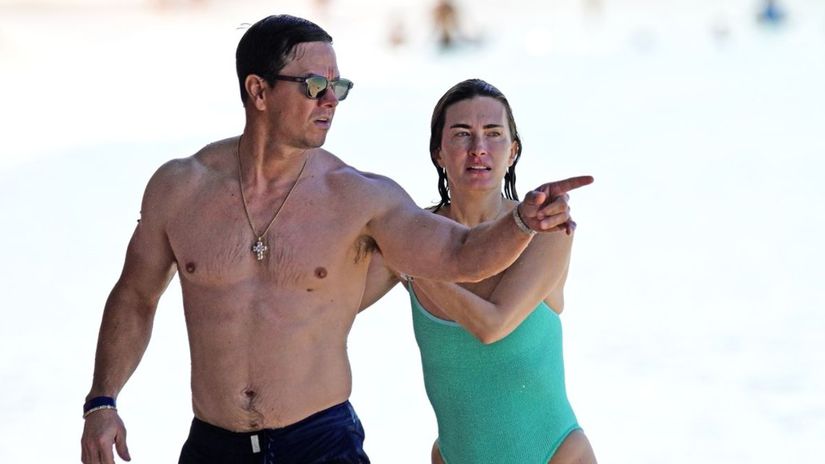 Suboj titanov na Barbadose Schreiber vs Wahlberg