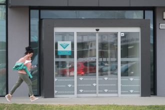 Zdravotnu poistovnu zmeni vyse 124 tisic poistencov