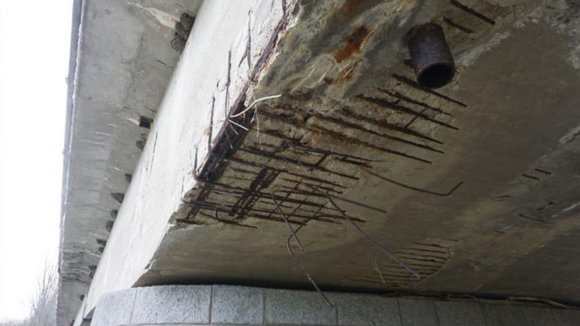 Ceska republika a Slovensko spolocne zrekonstruuju most na D2 cez rieku Morava