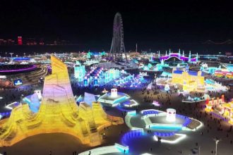 Ladove kralovstvo nazivo Mrazivy festival v Charbine