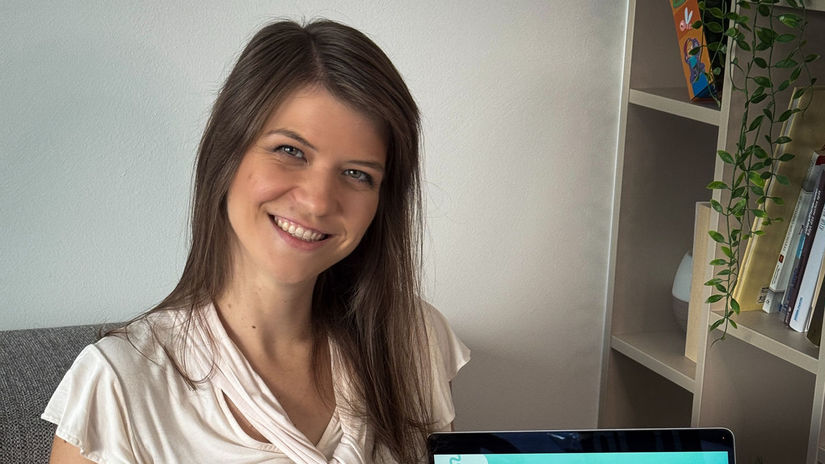 Moderny ucitel cudzich jazykov umela inteligencia ChatGPT preklada a konverzuje