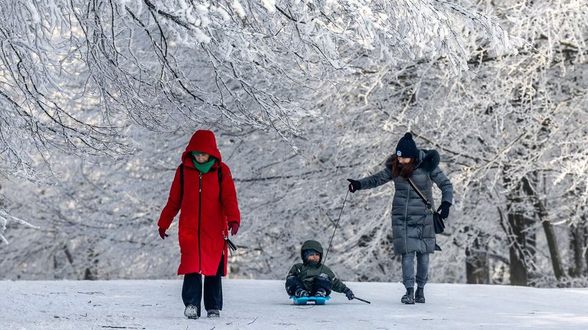 Najskor poladovica teraz mrazy pod 20 klimatolog pre mladsich moze byt tento stav nezvycajny co nas caka dalej