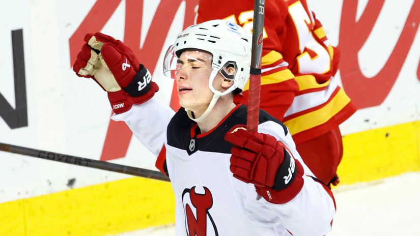 Rekord Simona Nemca v NHL zaziaril v predlzani Regenda sa pobral vystroj zhodili aj brankari