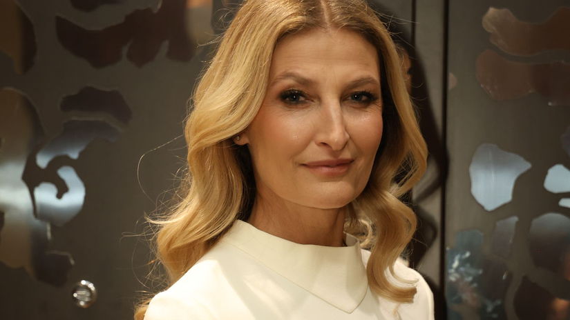 Ty jo v septembri banany a bez statia v rade spomina na parizsky sok Tereza Maxova Z detskej izby v satniku vyrazila s lentilkami dobyt svet