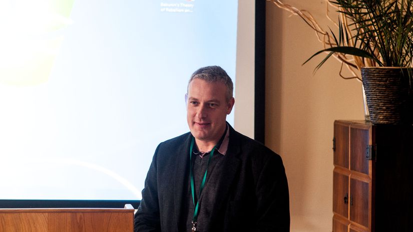 Uhlikova nerovnost je obrovska