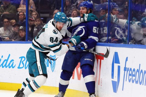 Uspena noc Slovakov v NHL Regenda a Dvorsky s golom viacbodovy zapas Fehervaryho