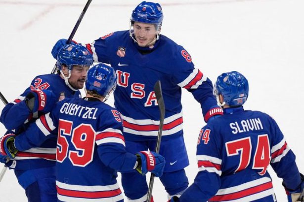 Americania sa potracili s outsiderom Lotyshi prekvapili favoritov Nemcov