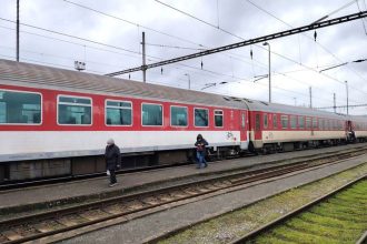 Cestovanie sa dnes poriadne komplikuje Zeleznice hlasia masivny vypadok