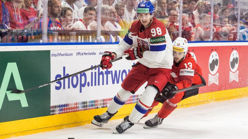 Co zabudol rodny jazyk Rozhovor s ceskou hviezdou po debakli s Kanadou bavi internet