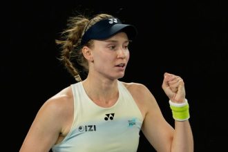 Famousna Rybakinova Sabalenkova ju uz mala na lopate ale Moskovcanka predviedla zaverocny uragan