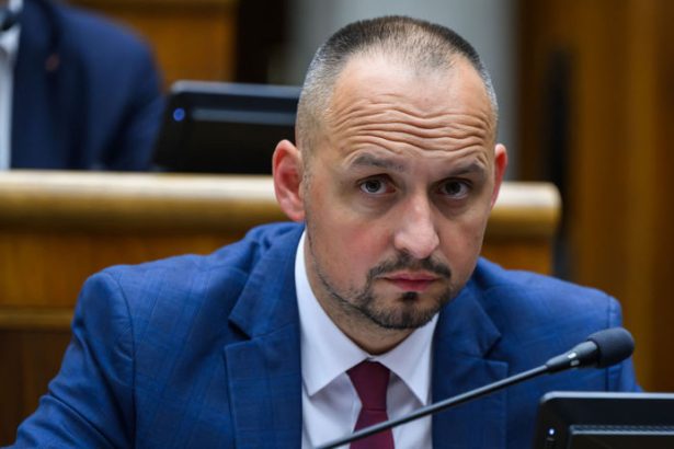 Majersky z KDH poda civilnu zalobu na Tibora Gaspara Bude sa domahat verejneho ospravedlnenia