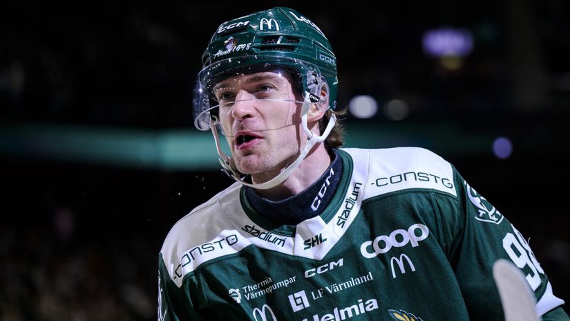 Nebavme sa uz o hracoch z KHL tato tema patri do kosa Studenic zradil slovensky tim na tejto olympiade naozaj nemal byt
