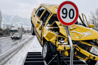 Novodobe morove stlpy Znizena rychlost na ceste vas presvedci pohlad na smrt Funkcne su aj sietky duchovia a malicky