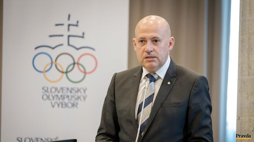 Sme na spodku zaujmu Prosil som ako zobrak aby to tak nebolo Kritika Ta sluz i iba na zviditelnenie