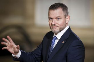 V Bratislave vznikne jedinecne centrum umelej inteligencie Pellegrini ho predstavil svetovym lidrom v Indii