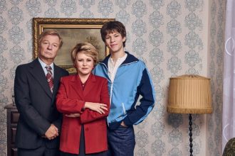 VIDEO Kramarov syn prehovoril po nehode pod vplyvom alkoholu To ze to dopadlo takto je len stastie priznal Bude este hrat v Slube