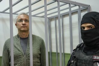 odsudeny namestnik ministra obrany chce bojovat proti ukrajine sportuje schudol putinovi ludia nanho kaslu