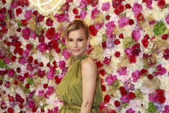 pri tragickej nehode prisla o manzela dnes ceska moderatorka ziari takto sa petra svobodova predviedla na plese kde sa tancovalo az do rana