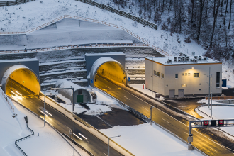 tychto pat dolezitych zasad si treba pred jazdou cez tunel zapamatat