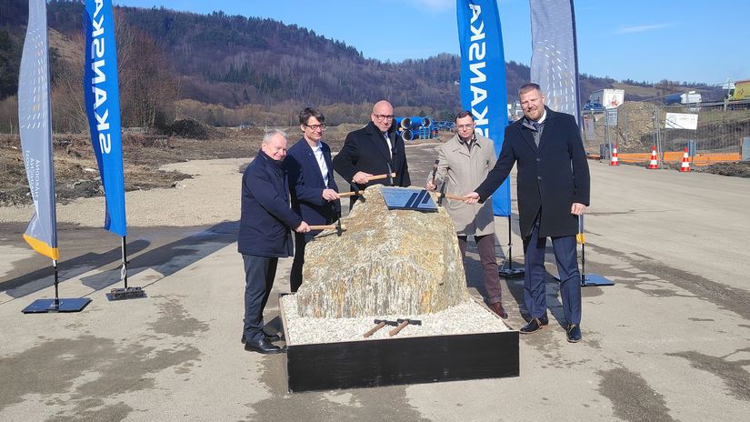 zacina sa vystavba posledneho z troch chybiacich usekov dialnice D3