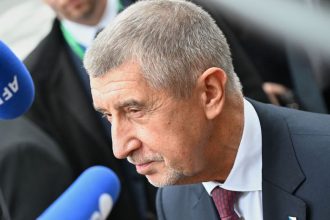 Babis kritizoval dvojite ceny nafty na Slovensku chce sa rozpravat s Ficom Izraelsky utok na Iran oznail za nepochopitelny