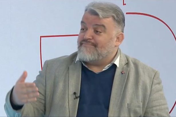 Chmelar oznacuje reci o Pellegriniho ceste do Moskvy za trolling Mikulca s Holeckovou Nacasovanie nie je nahoda