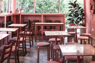 Europeske pohranicne mesta bojuju o prezitie po uzavreti ruskej hranice