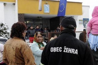 Horuca krev v Zehre opet vzblkla Lietali peste kosy aj machety ludia skoncili v nemocnici