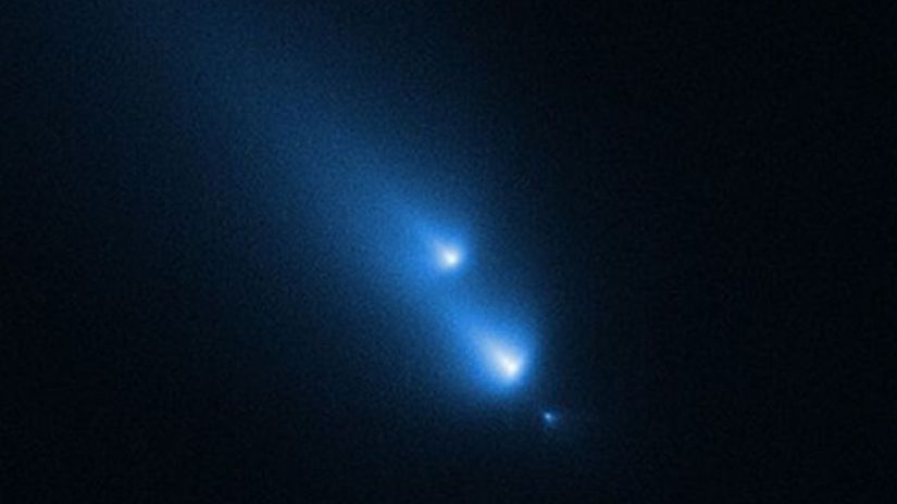 Hubbleov teleskop zachytil nemozne kometa sa mu rozpadla priamo pred ocami