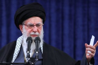 Iransky duchovny vodca Chamenei je mrtvy oznamil Izrael To iste tvrdi aj Trump