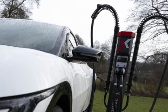 Moze byt elektrina stabilnejsim palivom v sucasnom geopolitickom chaose