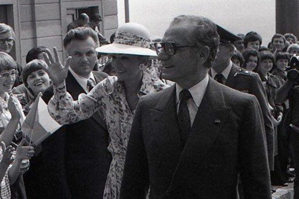 Nas priatel sach Reza Pahlavi Ako Ceskoslovensko pred rokmi vyzbrojovalo Iran