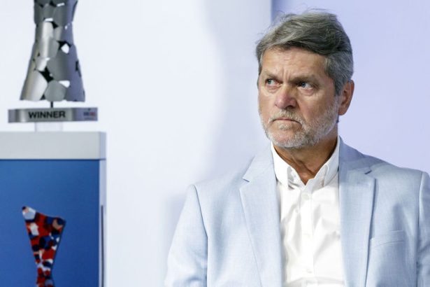 Nastvany Borbely Tak hlupost mozu spravit fakt len v slovenskej lige Chceli ukazat ak su machri ale je to len parodia