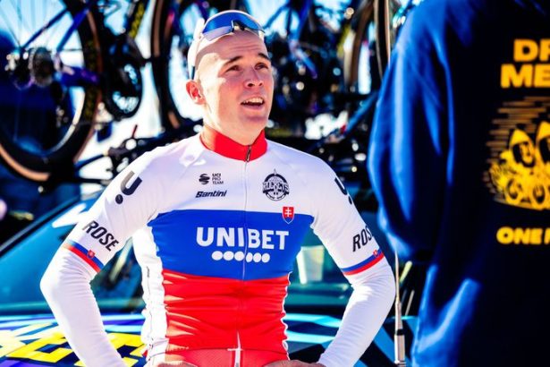 Nielen ja 97 percent pelotonu si mysli to iste vsetci cakame nie na to ci sa to stane ale kedy to ten chlap urobi