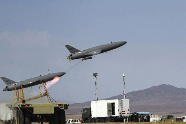 ONLINE Iran spustil najzuriu odvetu v dejinach Revolucne gardy slubili pomstu za Chameneho Trump ich varuje